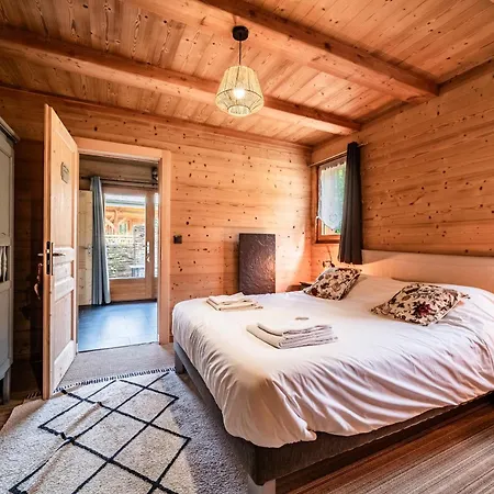 Robert Folliet - 15p Chalet *
